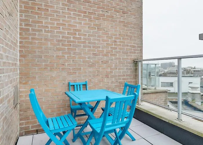 Lecomte - Beachside Escape 111